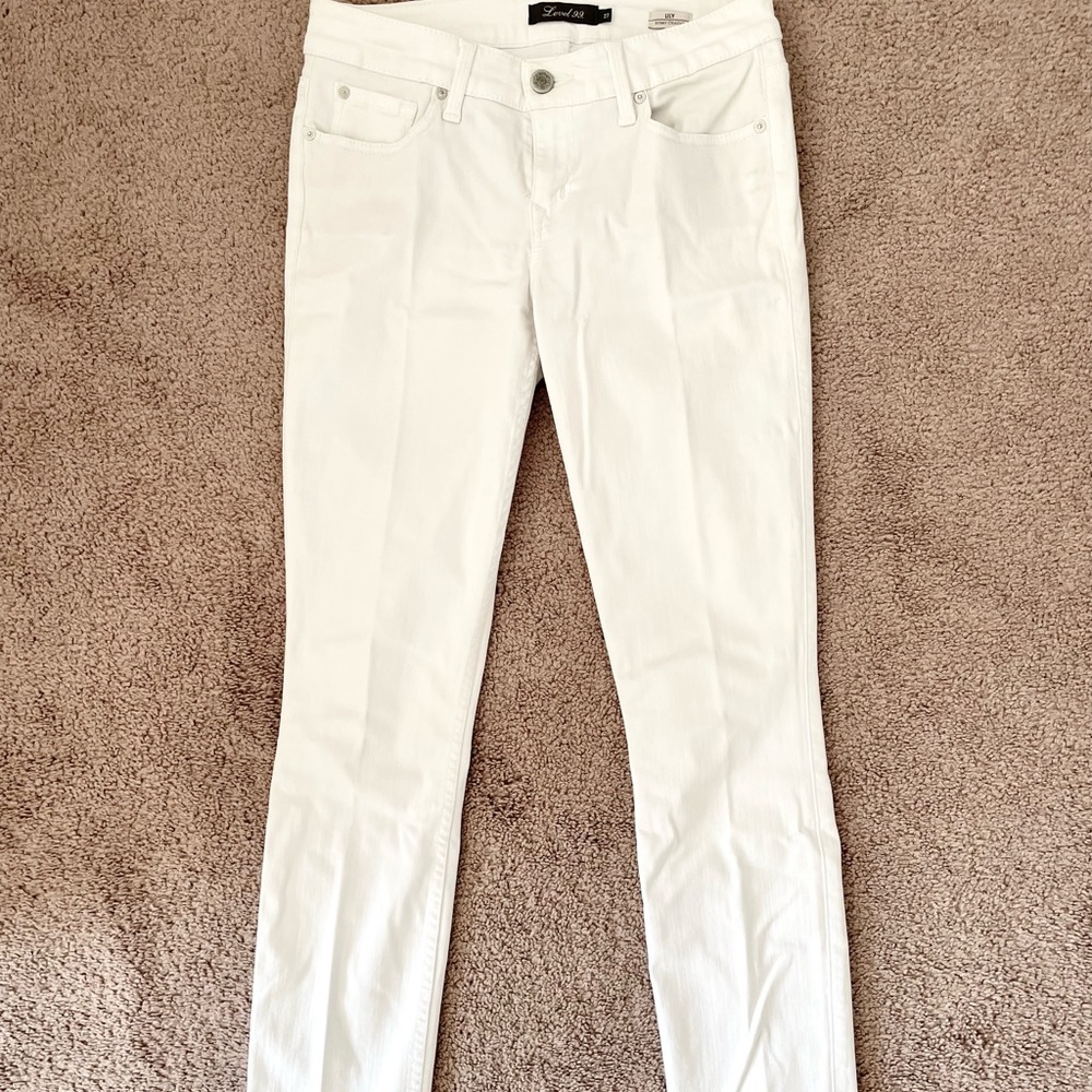 Anthropologie Level 99 Lily Skinny Straight Jeans White Size 27